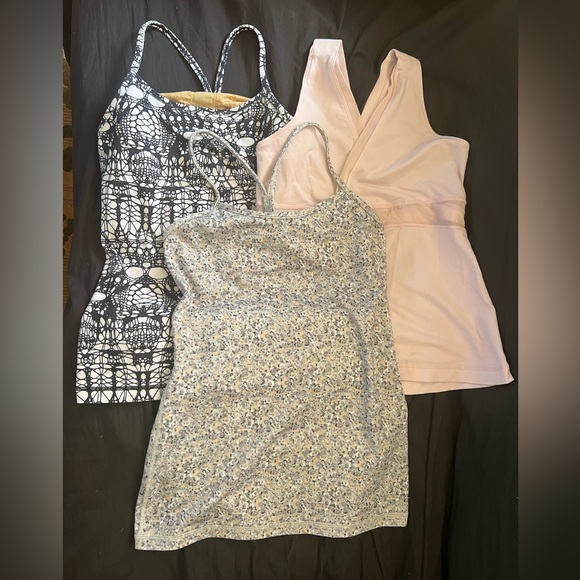 EUC Lululemon Tank bundle of 3 - Picture 1 of 12